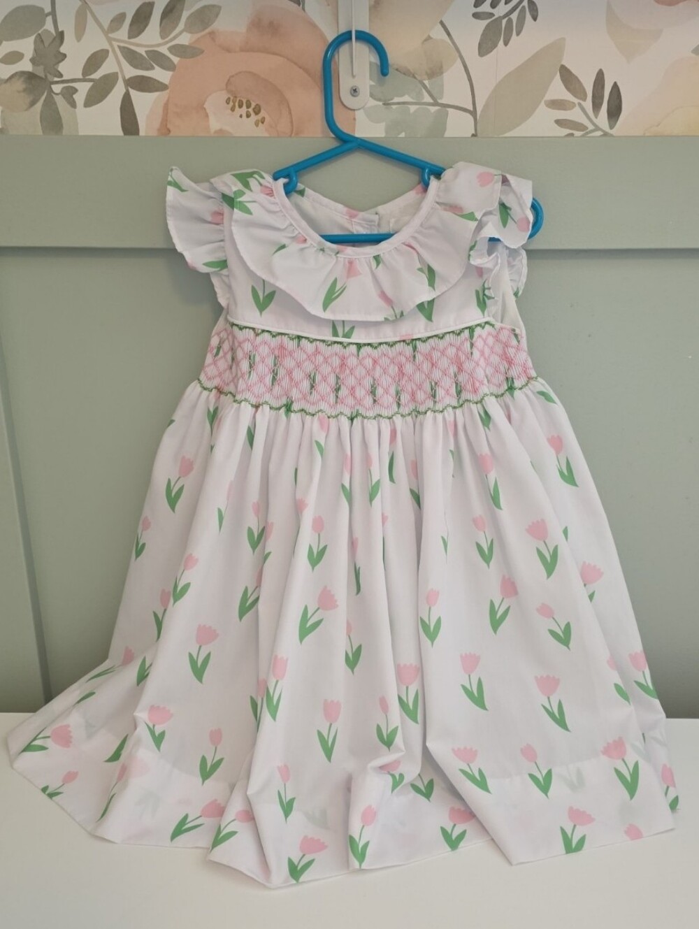 Cecil And Lou 4t Smocked White & Pink Tulip Smocked Kids Dress